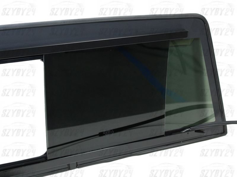 Dodge Ram 09-19 [TYLNA CIEMNA Z OKIENKIEM]
