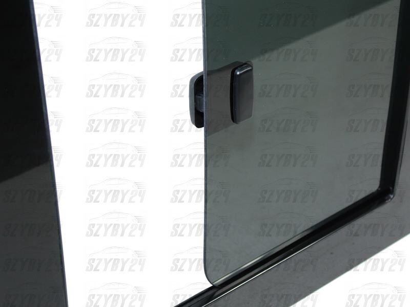 VW T5 03-15 / T6 15-[PRAWA z okienkiem przesuwnym]