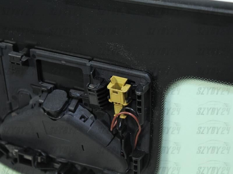 Mercedes C W206 2021- [KAMERA+ANTENA+SENSOR+HUD]