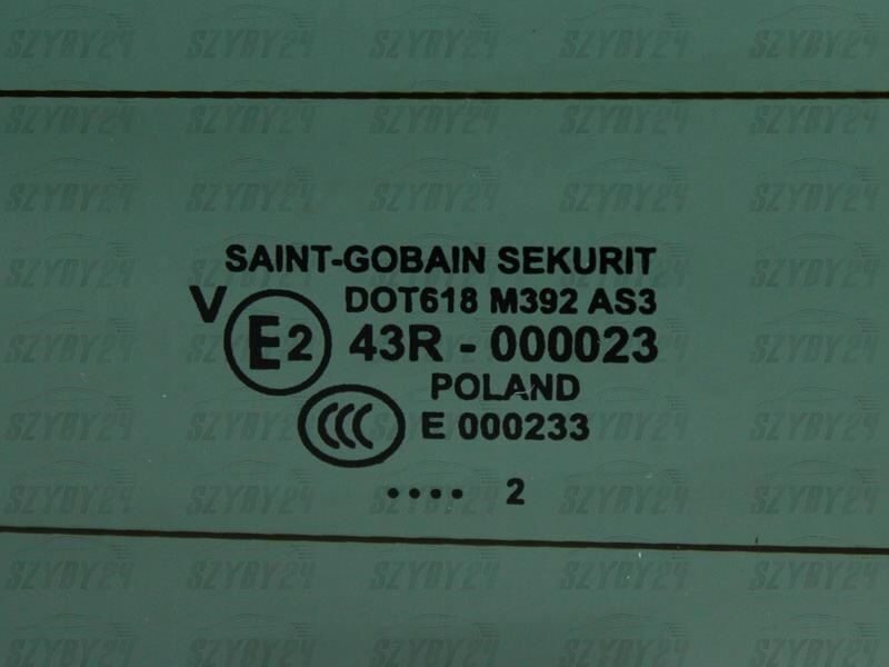 VOLVO V70 2007- [TYLNA CIEMNA]