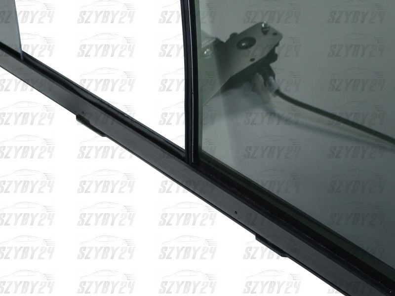 Dodge Ram 2D/4D 03-09 [TYLNA CIEMNA Z OKIENKIEM]